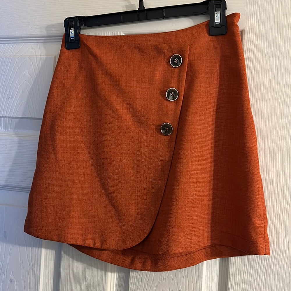 Burnt orange button mini skirt